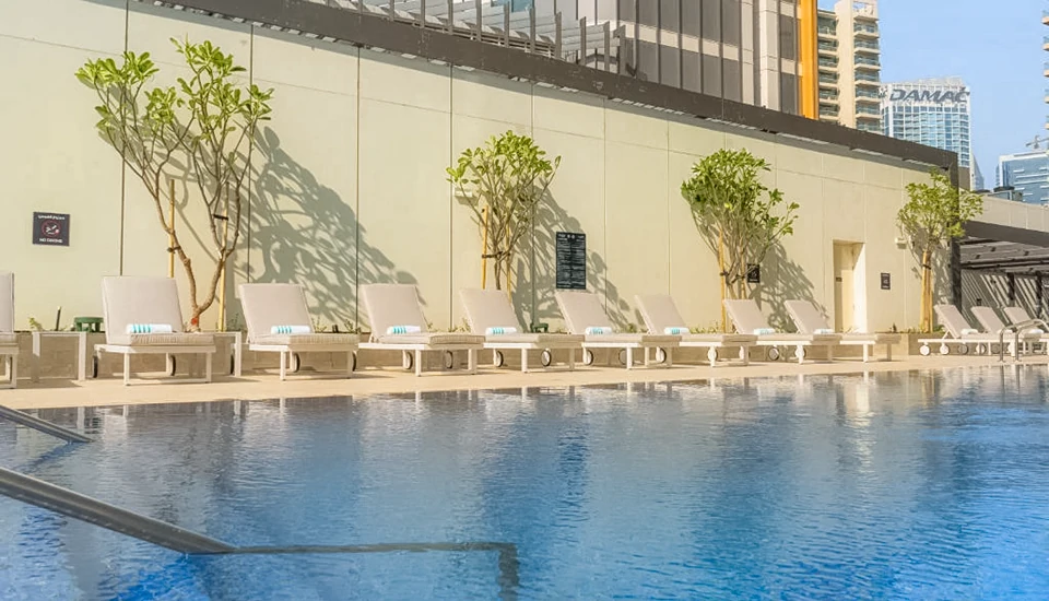 هتل هالیدی این بیزنس بی دبی